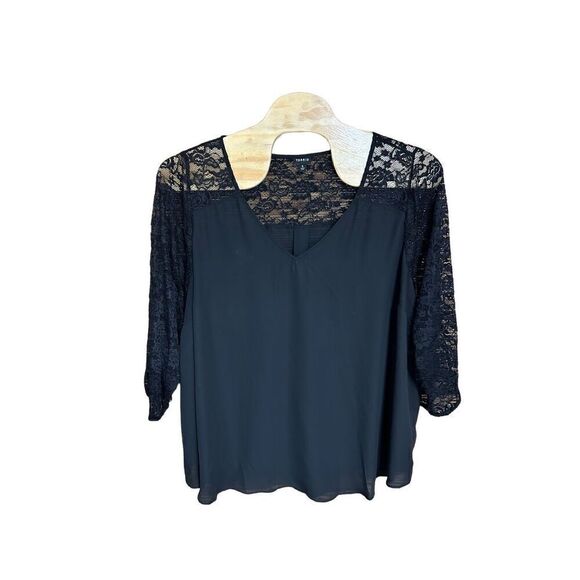 Torrid Size 5 Lace and Silky Feeling Black Blouse - Picture 1 of 4